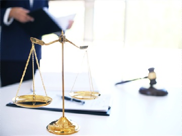 老板不发工资，涉嫌违反哪些法律条款？专业解读帮你维权